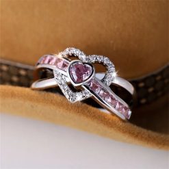 bague avec coeur rose