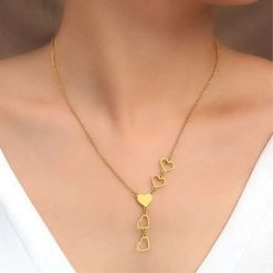 collier 5 cœurs