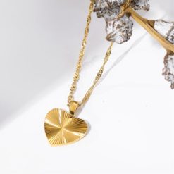 collier cœur doré
