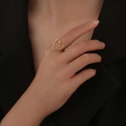 bague avec grand cœur