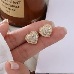 boucles d’oreilles avec cœur pailletées