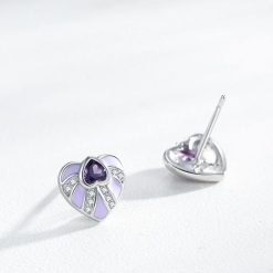 boucles d’oreilles clous avec cœur violet