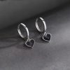 boucles d’oreilles cœur en argent pierre noire