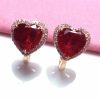 boucles d’oreilles cœur en cristal rouge