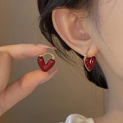 boucles d'oreilles cœur rouge