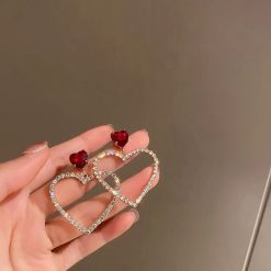 boucles d'oreilles en cœur brillant