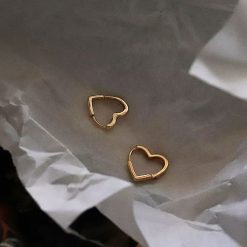 boucles d'oreilles en créoles cœur