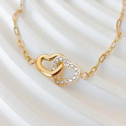 bracelet avec cœur entrelacé