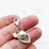 charm cœur ouvert perlé