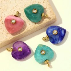 charm cœur pierre