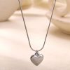 collier avec cœur en acier inoxydable
