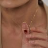 collier avec cœur en pierre