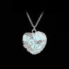 collier avec cœur lumineux