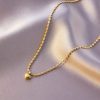 collier et petit cœur