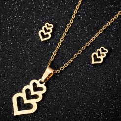 pendentif avec 3 cœurs