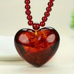 pendentif cœur en ambre